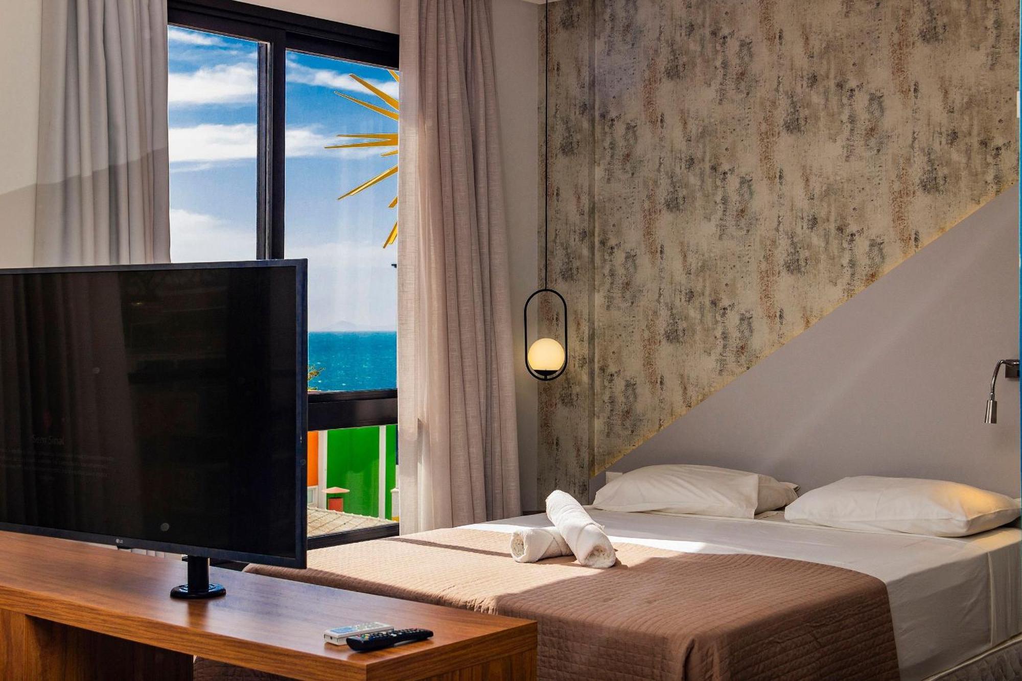 Aion Suites 303 - Lindo Apartamento Com Vista Para O Mar, A 60M Da Praia De Bombinhas, Com Piscina E Academia No Rooftop. المظهر الخارجي الصورة